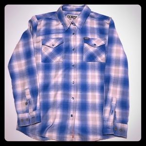 Dixxon women’s flannel size large